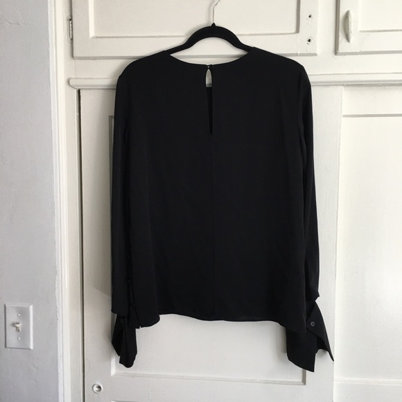 Milly Elanore blouse size 10 with button flower mod details - Picture 15 of 15